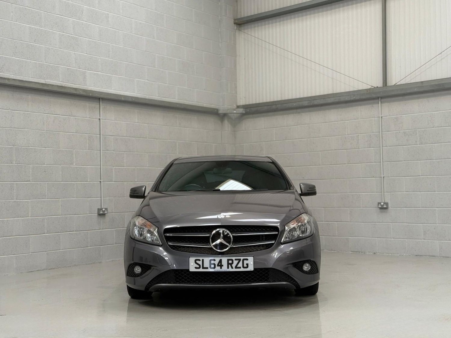 Used Mercedes-Benz A-Class 2014 for sale - 77988523: Photo 2