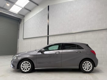 Used Mercedes-Benz A-Class 2014 for sale - 77988523: Photo