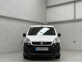 Used Peugeot Partner 2018 for sale - 79559878: Photo