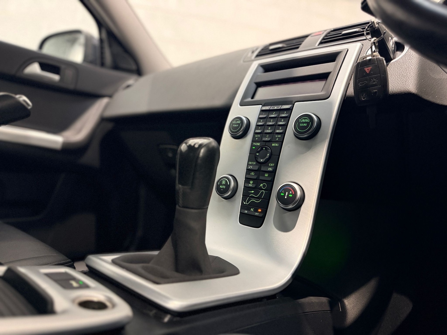 Used Volvo S40 2012 for sale - 77679083: Photo 10