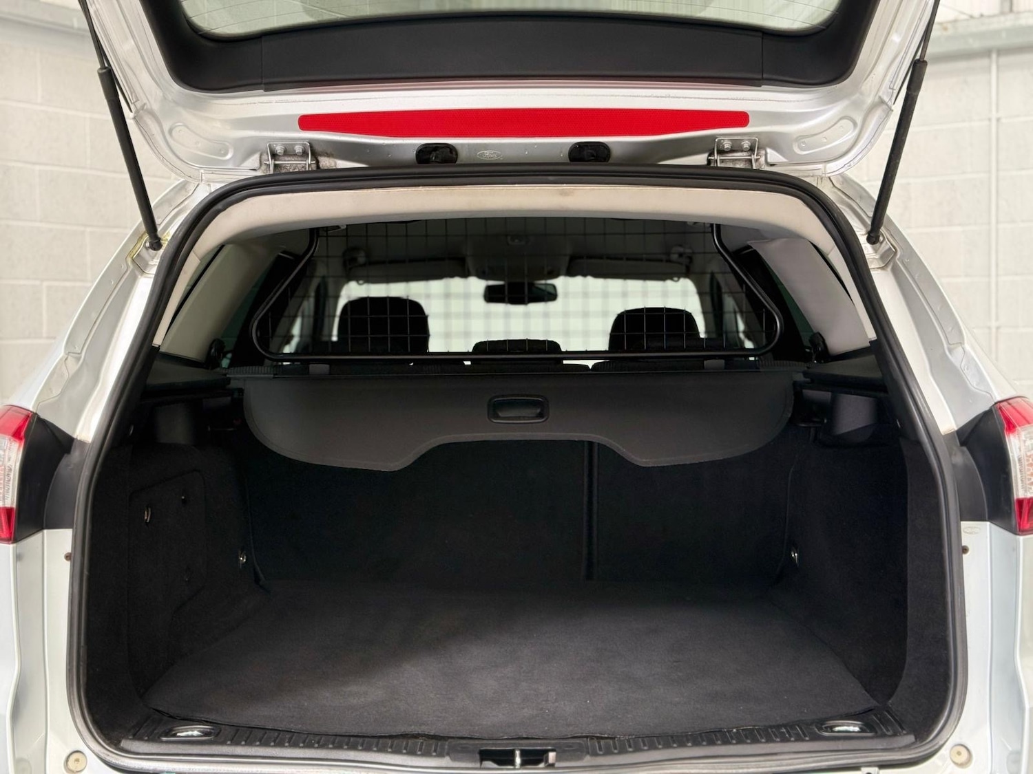 Used Ford Mondeo 2011 for sale - 78190849: Photo 8