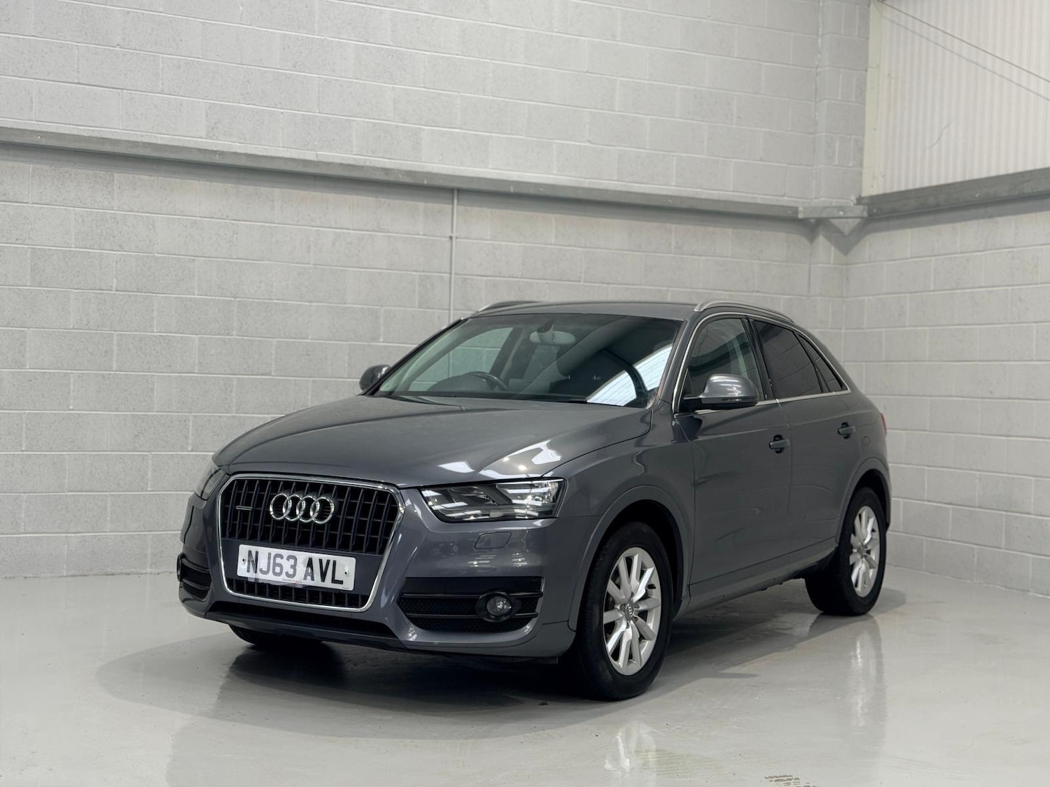 Used Audi Q3 2013 for sale - 77846565: Photo 3
