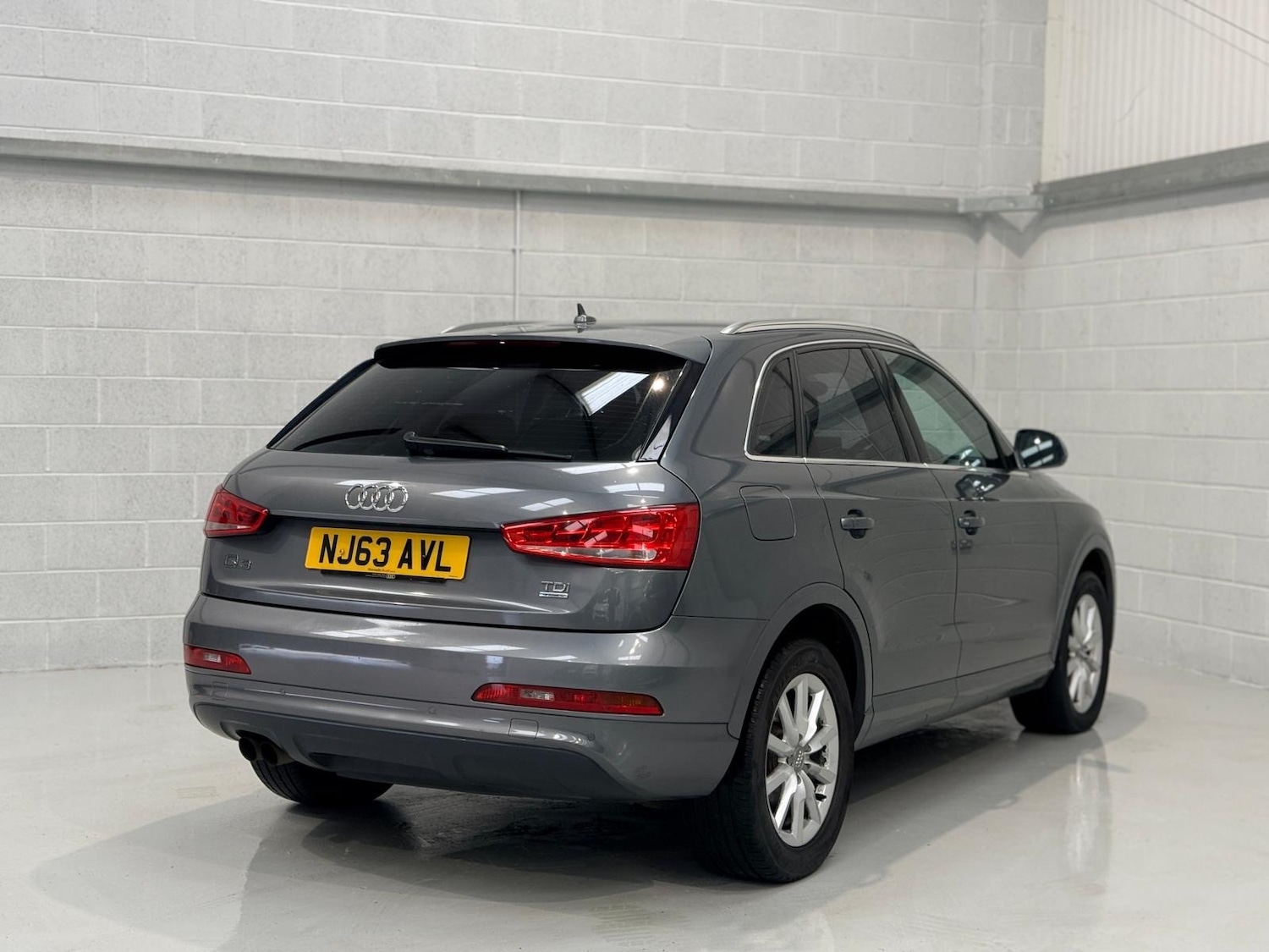 Used Audi Q3 2013 for sale - 77846565: Photo 8