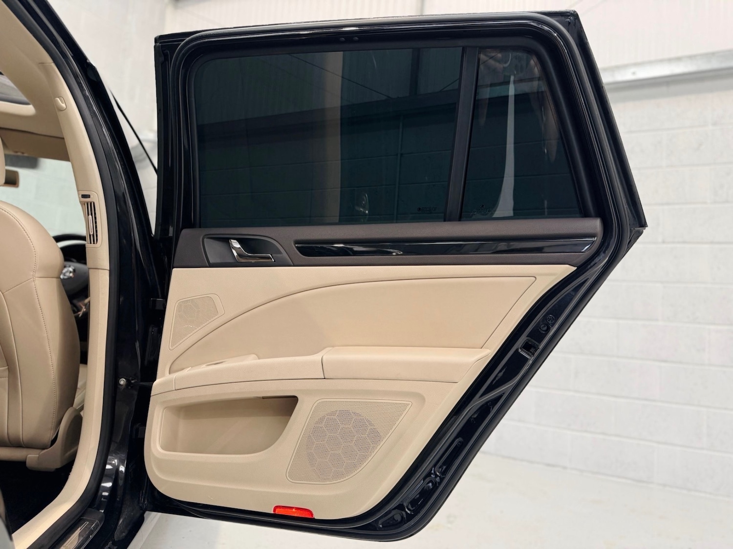 Used Skoda Superb 2015 for sale - 77656126: Photo 10