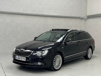 Used Skoda Superb 2015 for sale - 77656126: Photo