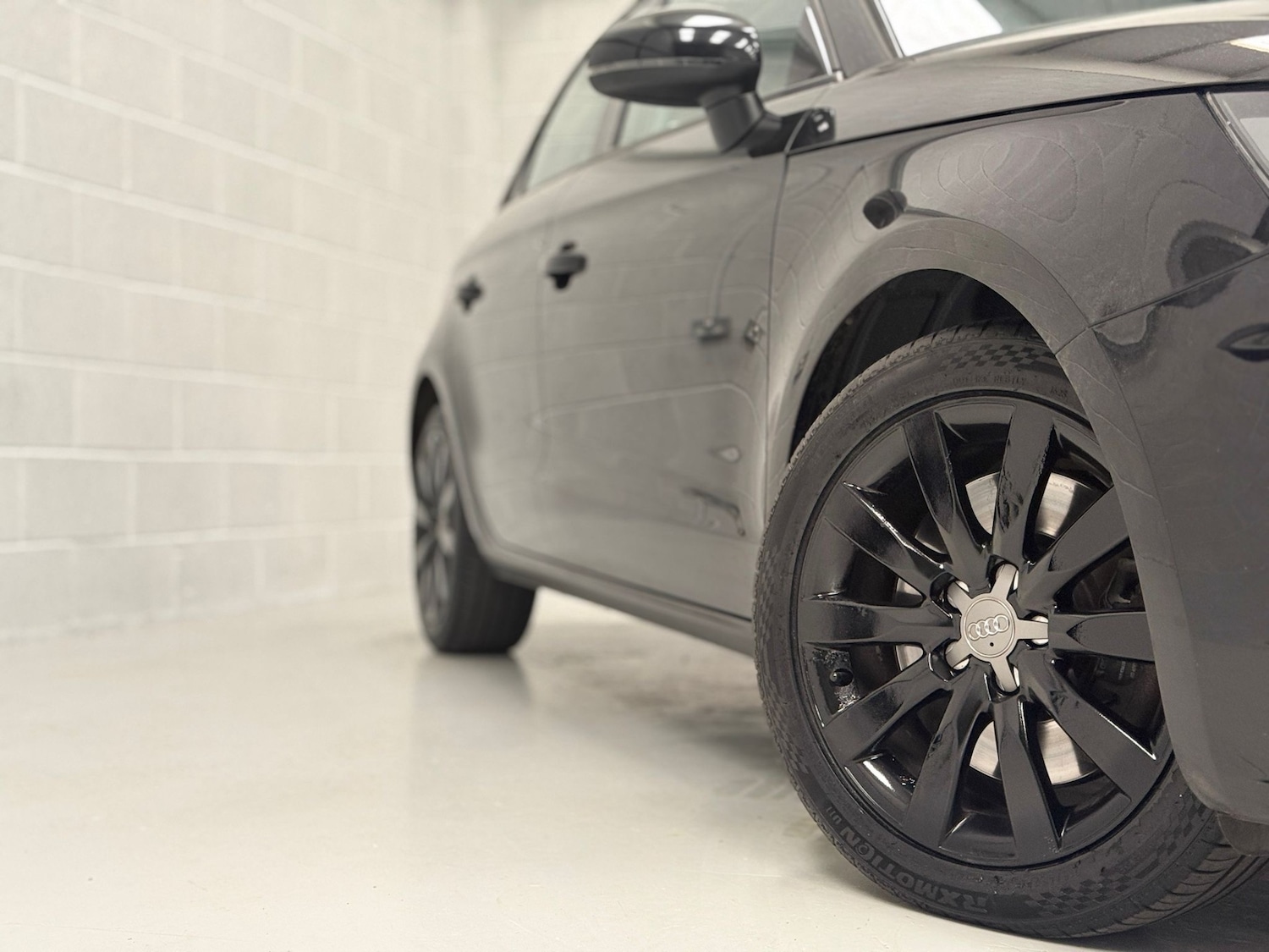 Used Audi A1 2013 for sale - 77802025: Photo 8