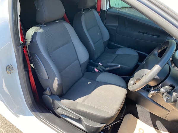 Used Peugeot 207 2012 for sale - 74692944: Photo 11