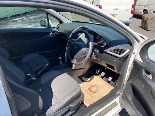 Used Peugeot 207 2012 for sale - 74692944: Photo 9