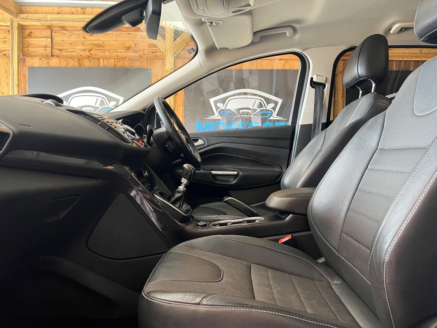 Used Ford Kuga 2015 for sale - 76024801: Photo 30