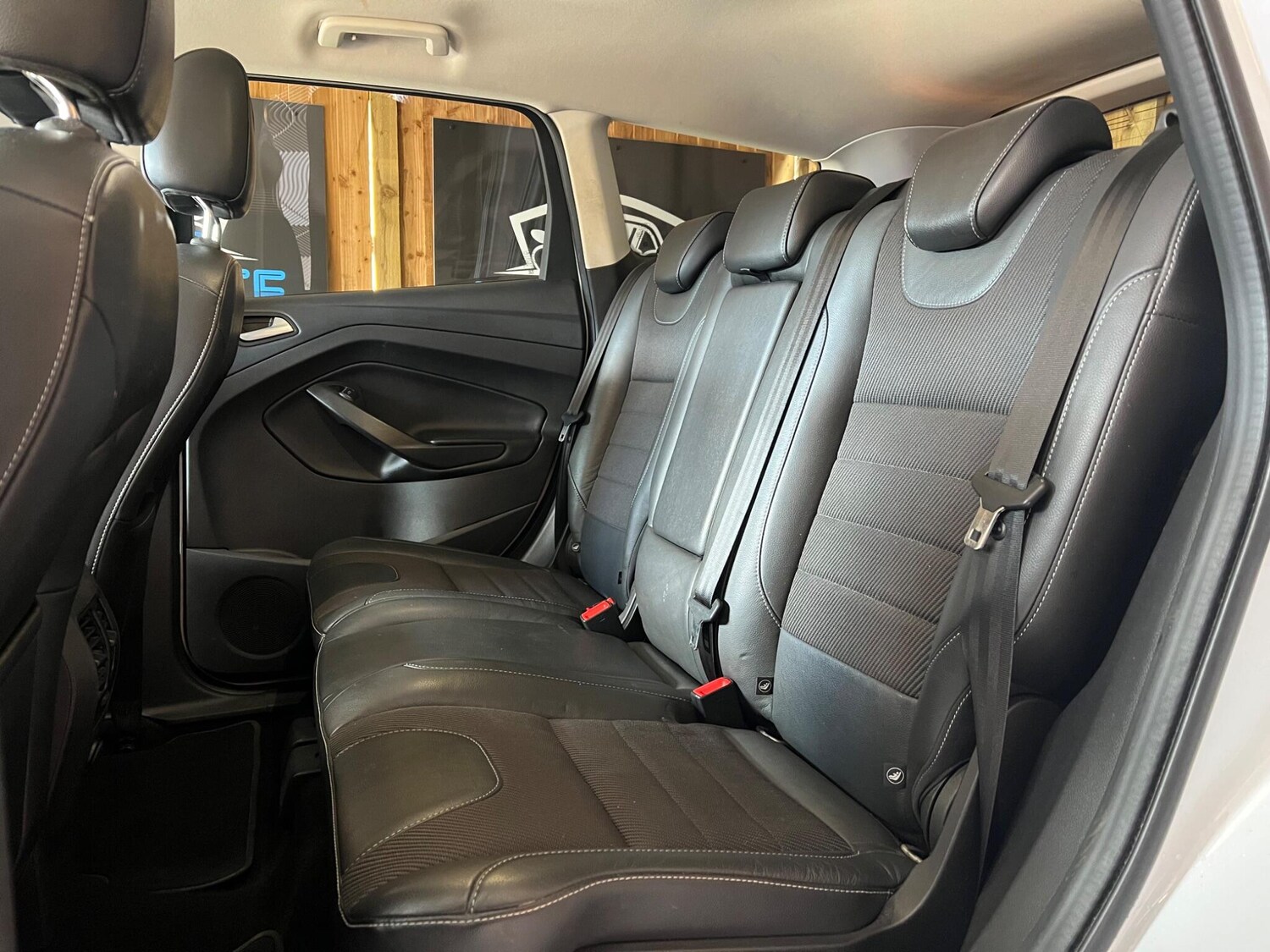 Used Ford Kuga 2015 for sale - 76024801: Photo 35