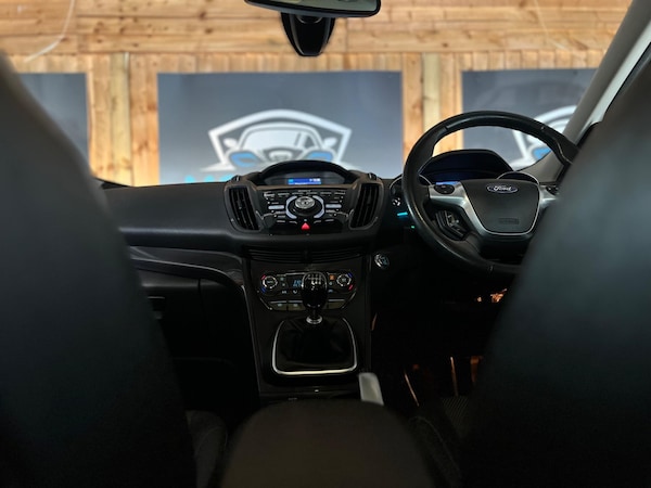 Used Ford Kuga 2015 for sale - 76024801: Photo 38