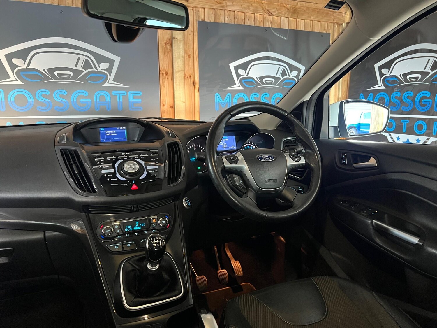 Used Ford Kuga 2015 for sale - 76024801: Photo 39