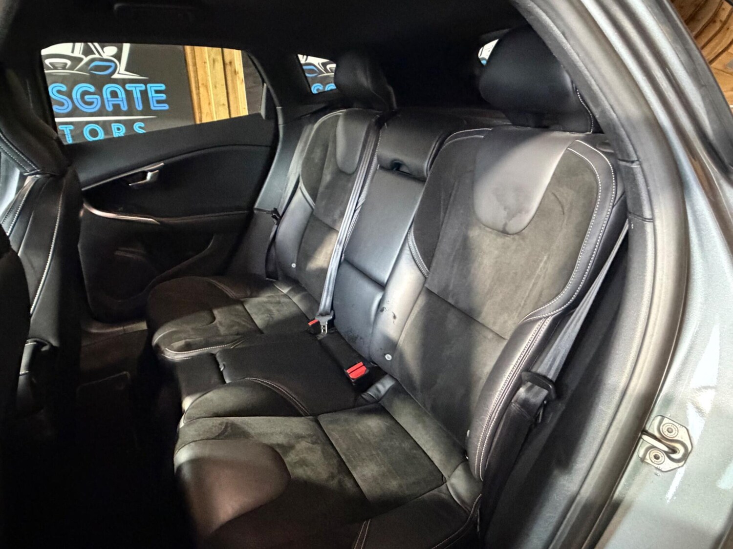 Used Volvo V40 for sale - 78185786: Photo 21