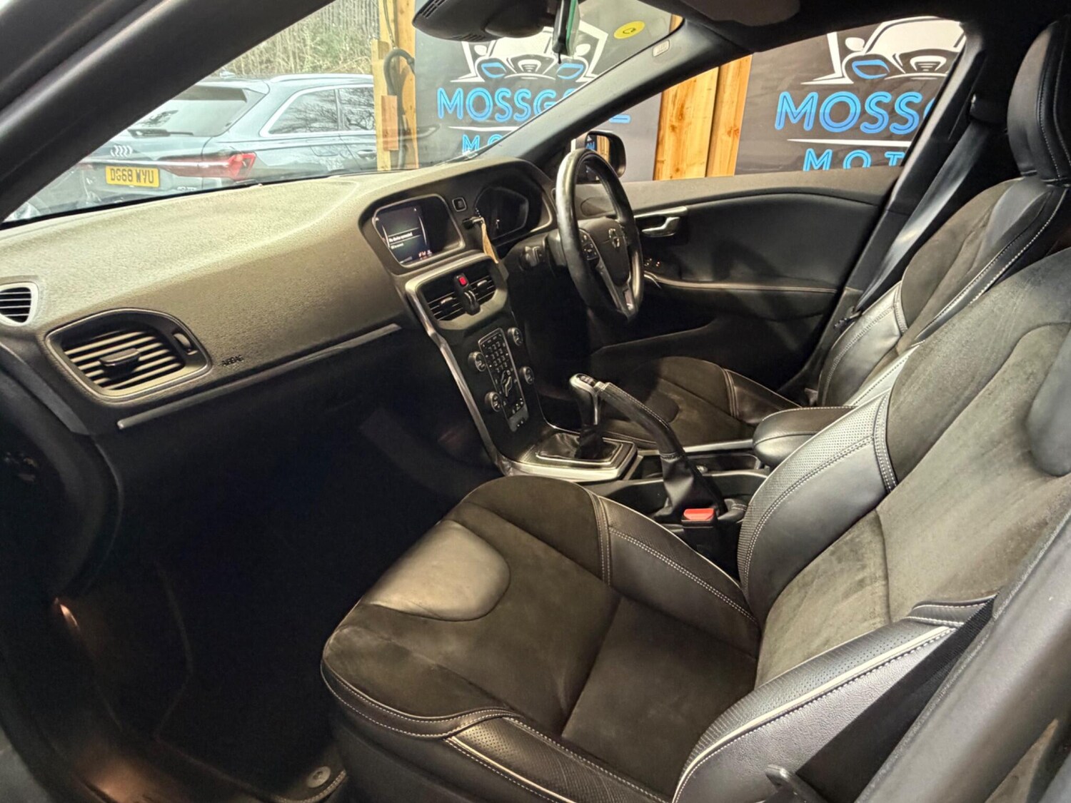 Used Volvo V40 for sale - 78185786: Photo 23