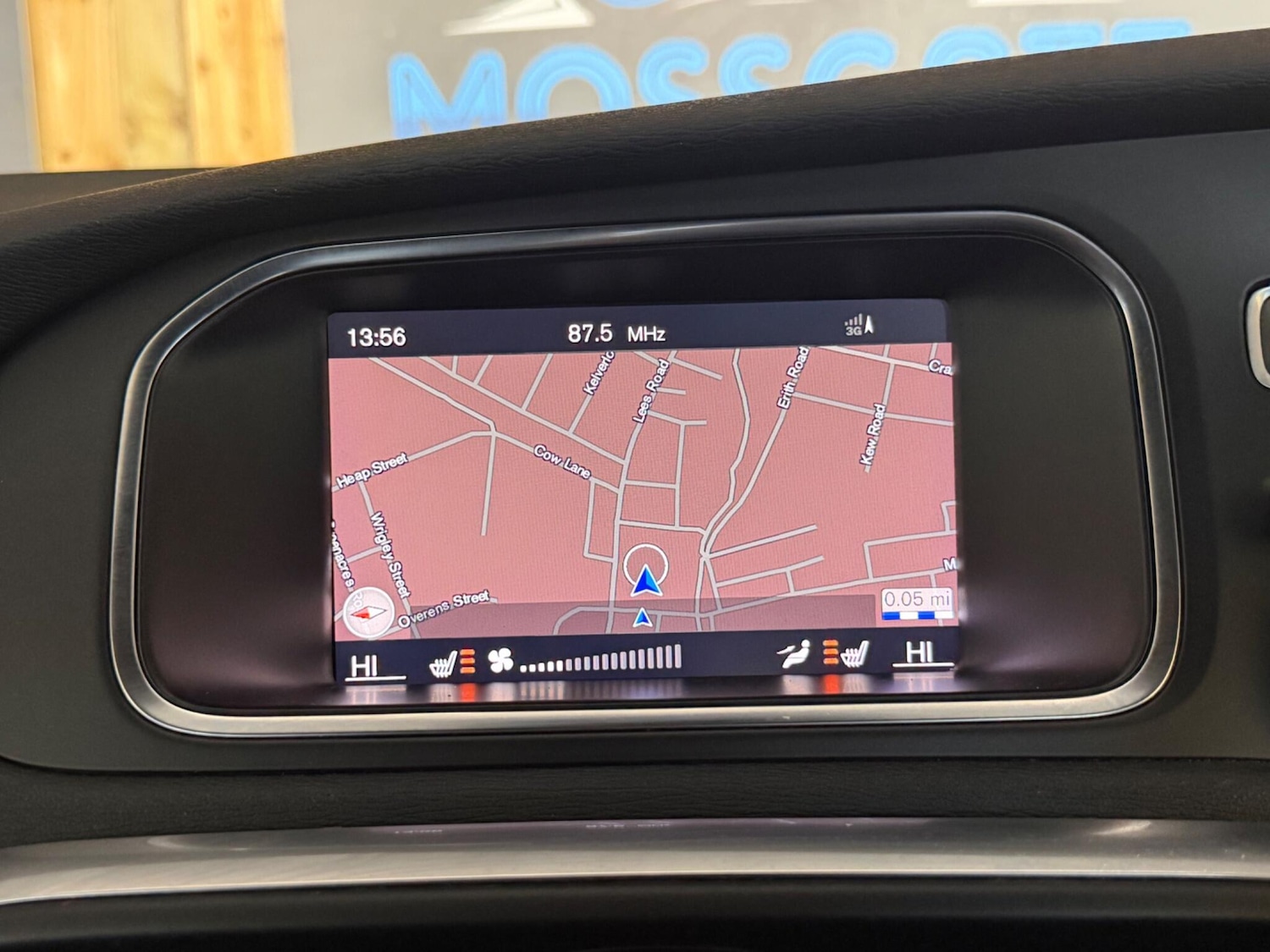 Used Volvo V40 for sale - 78185786: Photo 36