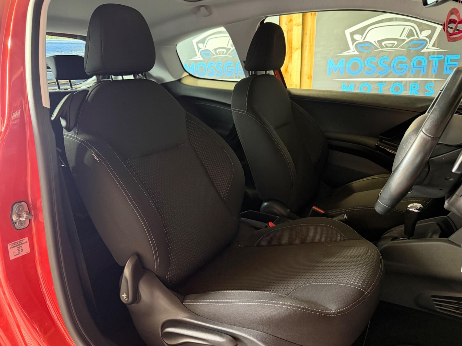 Used Peugeot 208 2016 for sale - 77400890: Photo 17