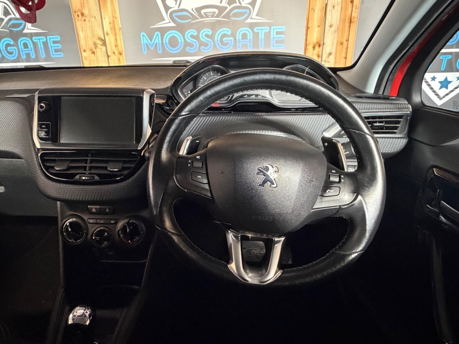 Used Peugeot 208 2016 for sale - 77400890: Photo 31