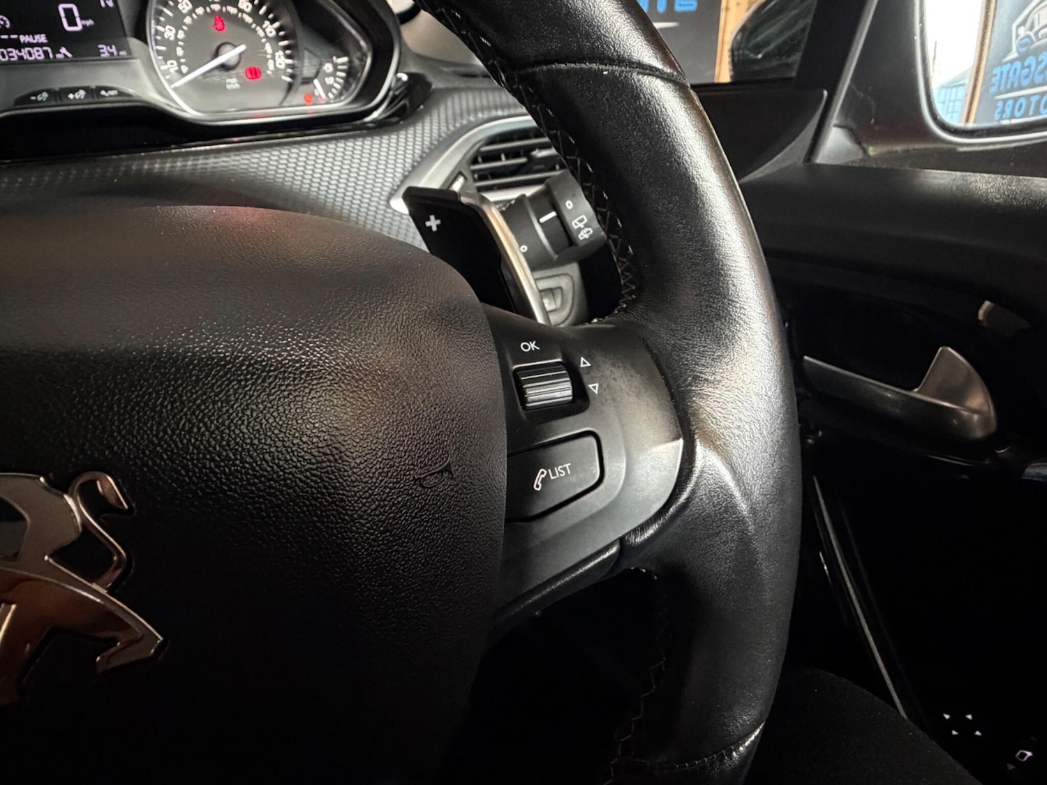 Used Peugeot 208 2016 for sale - 77400890: Photo 32