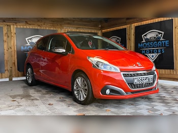 Used Peugeot 208 2016 for sale - 77400890: Photo