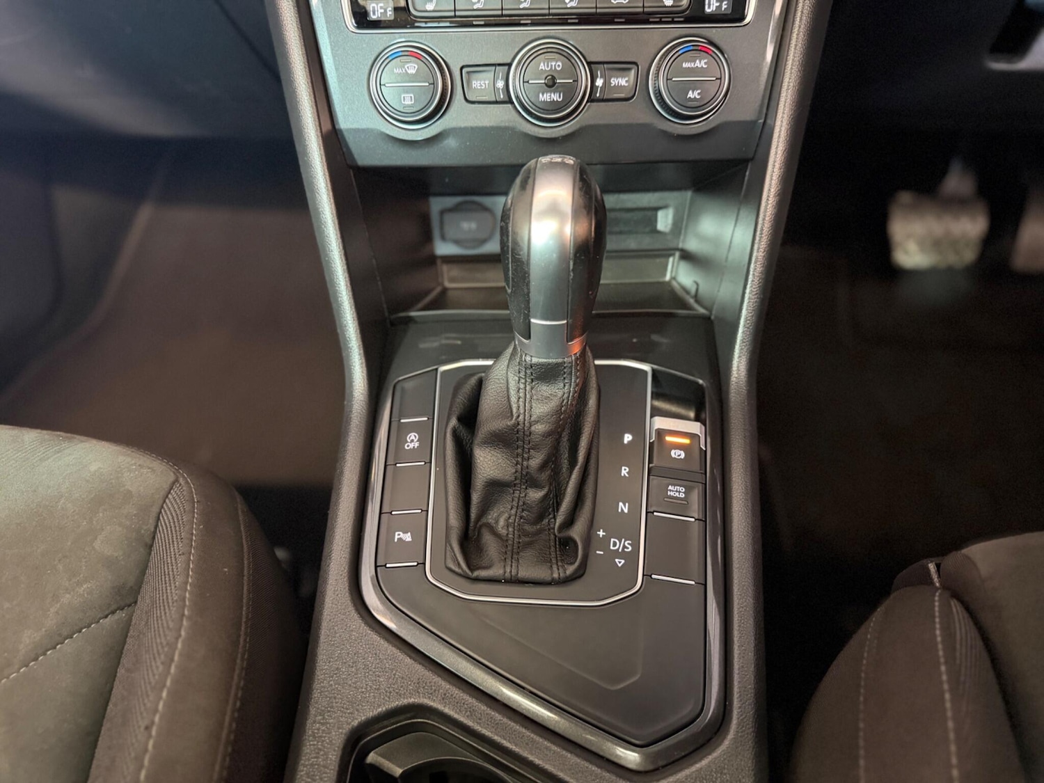 Used Volkswagen Tiguan 2017 for sale - 78220110: Photo 13