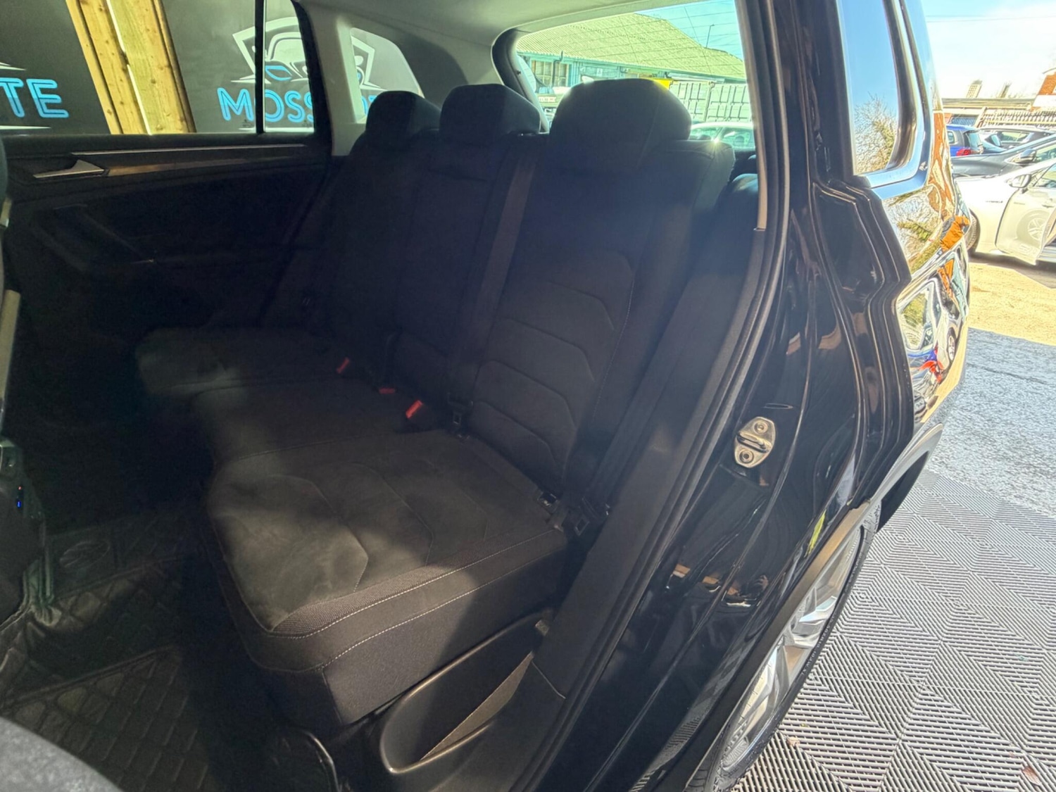 Used Volkswagen Tiguan 2017 for sale - 78220110: Photo 20