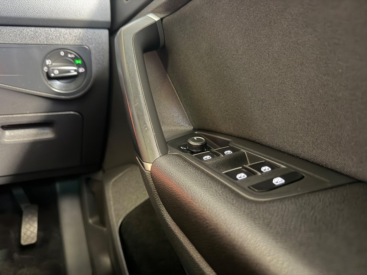 Used Volkswagen Tiguan 2017 for sale - 78220110: Photo 25