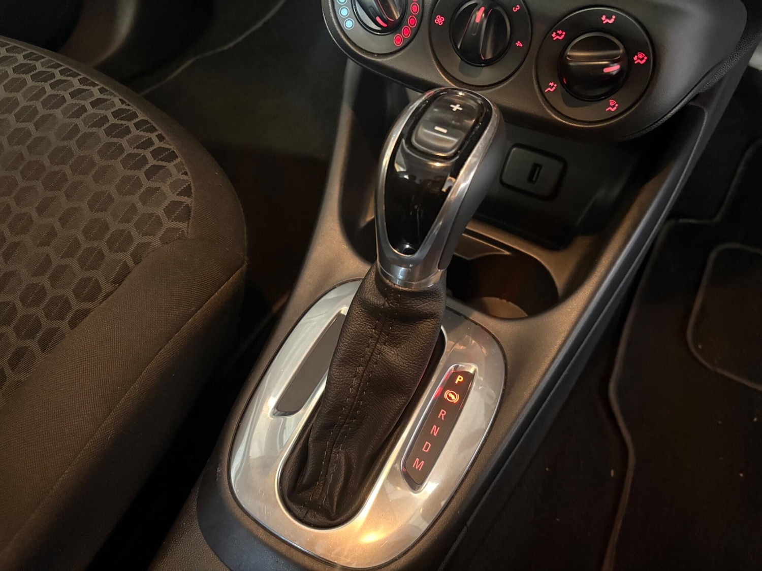 Used Vauxhall Corsa for sale - 77266601: Photo 14