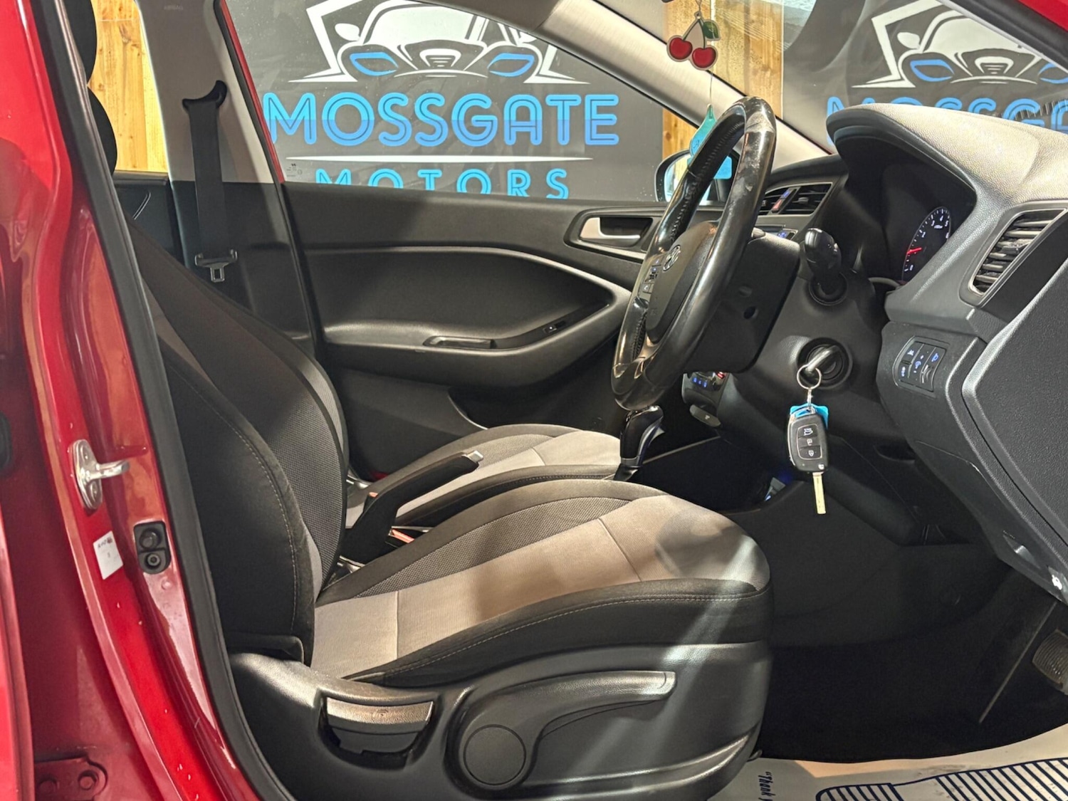 Used Hyundai i20 2019 for sale - 76990279: Photo 14