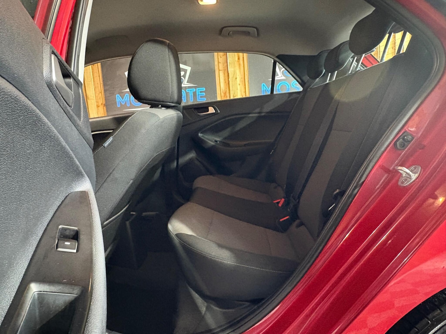 Used Hyundai i20 2019 for sale - 76990279: Photo 17