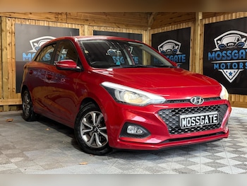 Used Hyundai i20 2019 for sale - 76990279: Photo