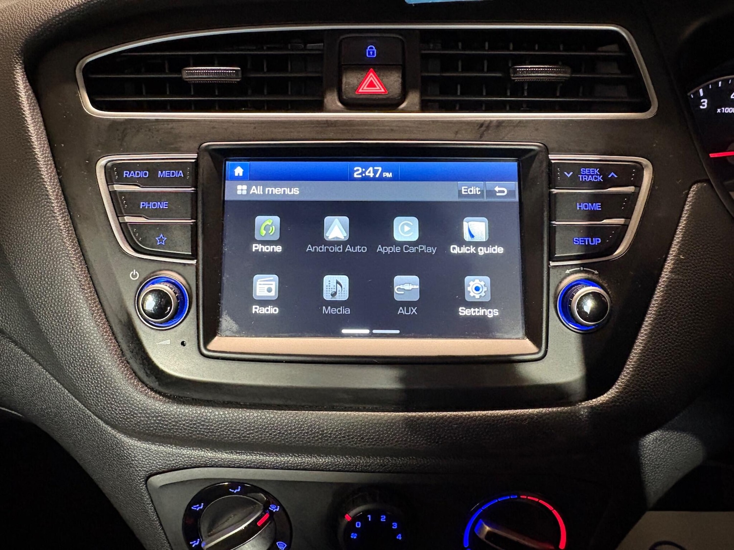 Used Hyundai i20 2019 for sale - 76990279: Photo 24