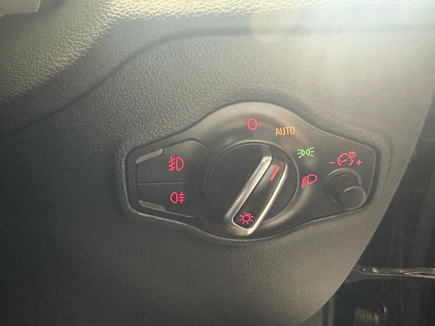 Used Audi SQ5 2014 for sale - 78086675: Photo 23