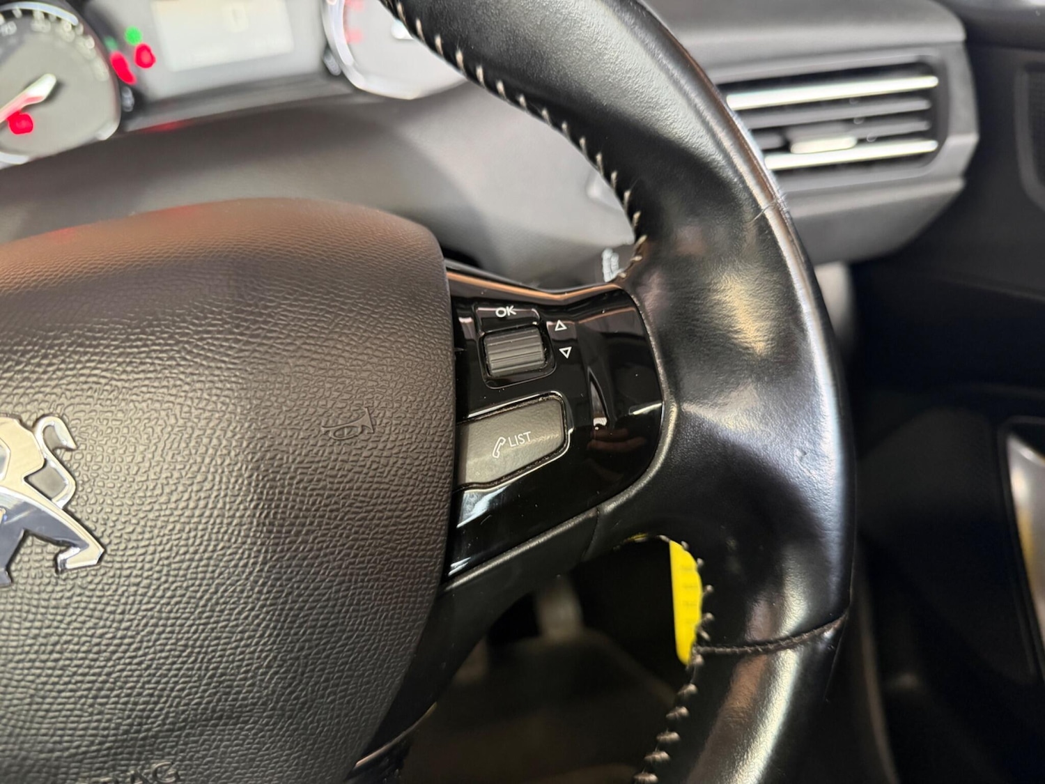 Used Peugeot 308 for sale - 77794223: Photo 32