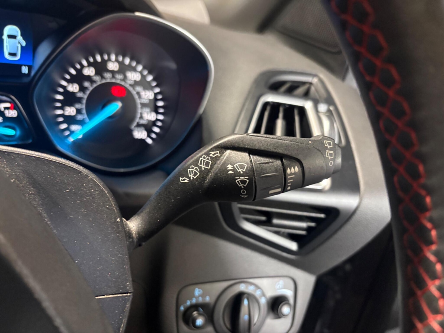 Used Ford Kuga 2019 for sale - 76989636: Photo 17