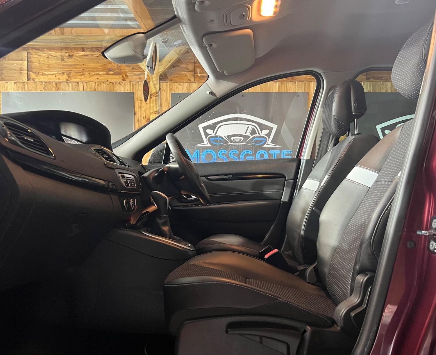 Used Renault Scenic 2012 for sale - 76561438: Photo 37