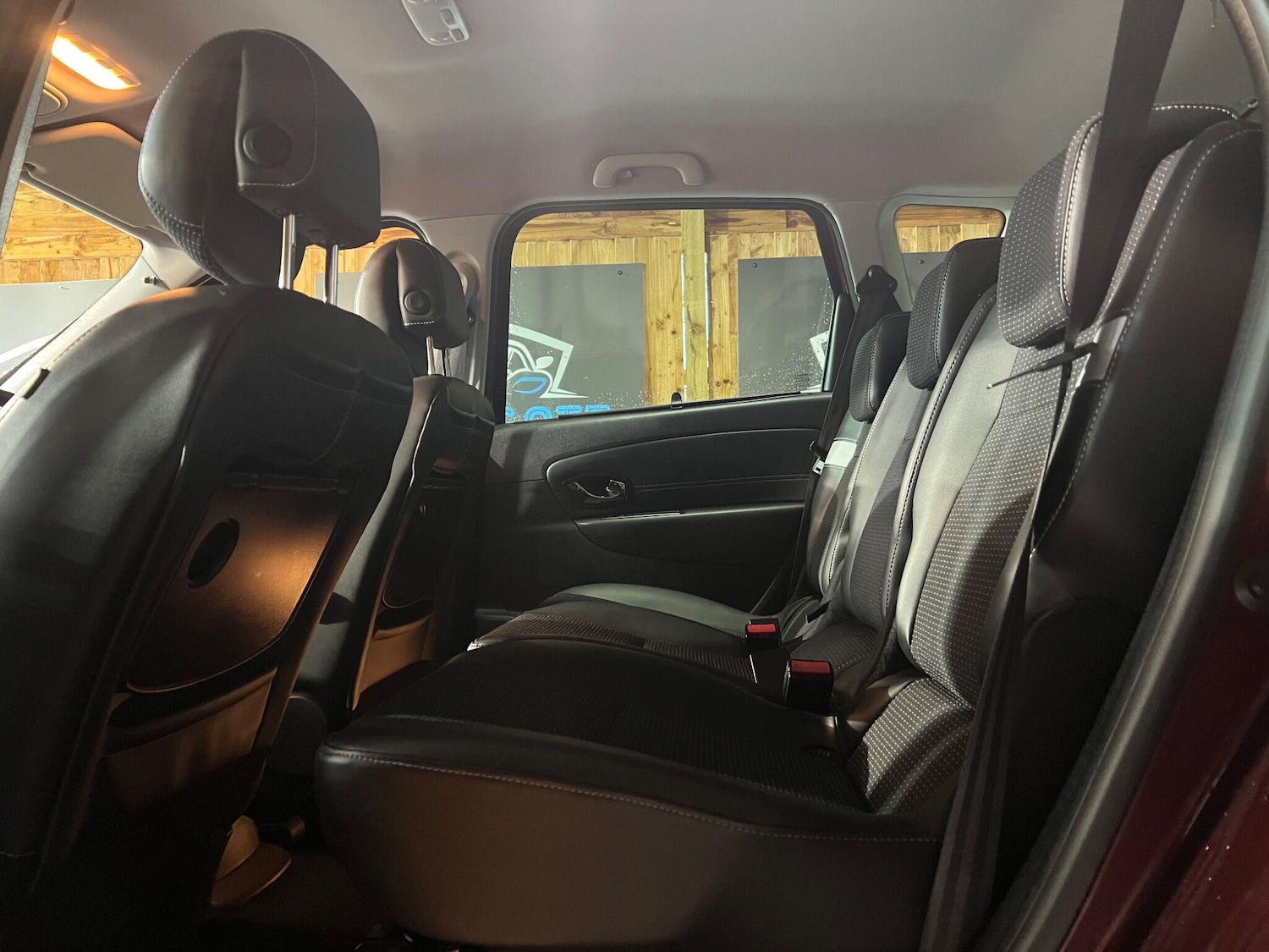 Used Renault Scenic 2012 for sale - 76561438: Photo 41