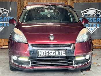 Used Renault Scenic 2012 for sale - 76561438: Photo