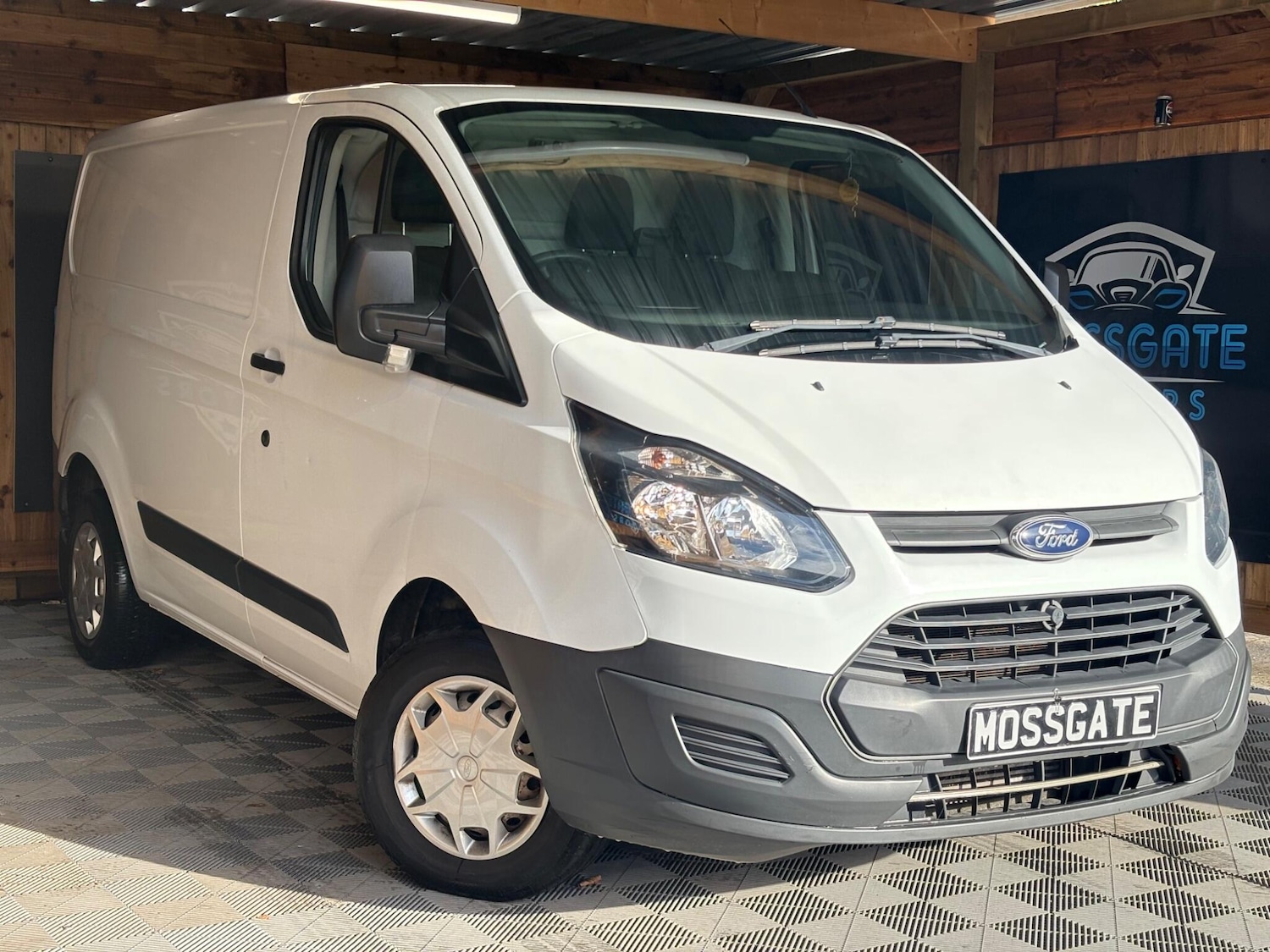 Used Ford Transit Custom 2017 for sale - 76499605: Photo 1