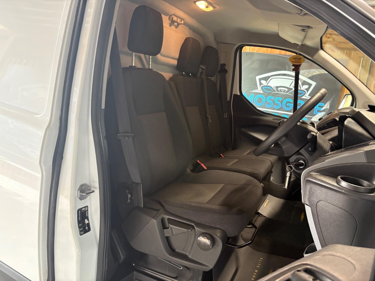 Used Ford Transit Custom 2017 for sale - 76499605: Photo 11