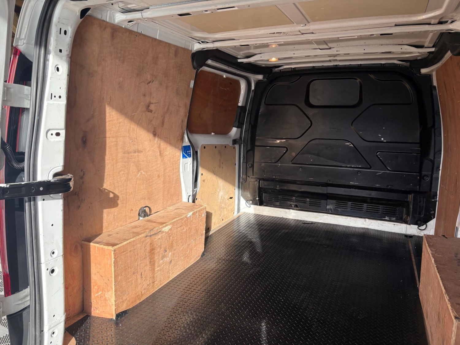 Used Ford Transit Custom 2017 for sale - 76499605: Photo 23