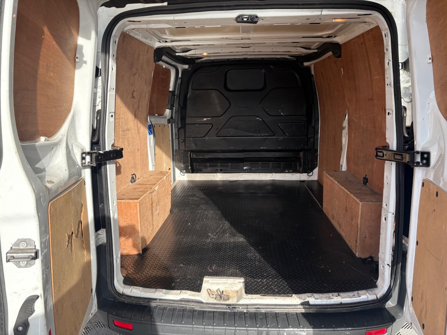 Used Ford Transit Custom 2017 for sale - 76499605: Photo 24