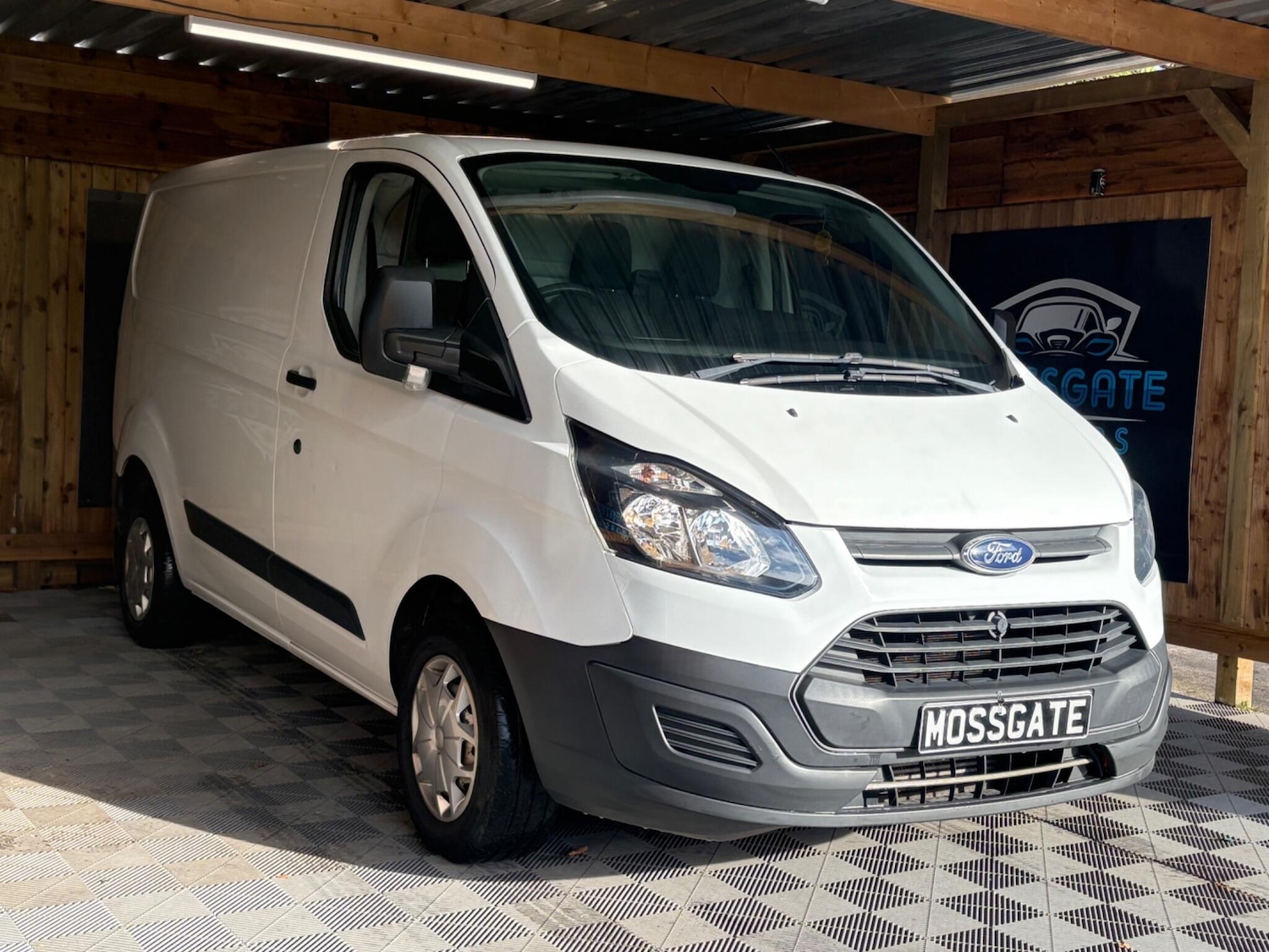Used Ford Transit Custom 2017 for sale - 76499605: Photo 3