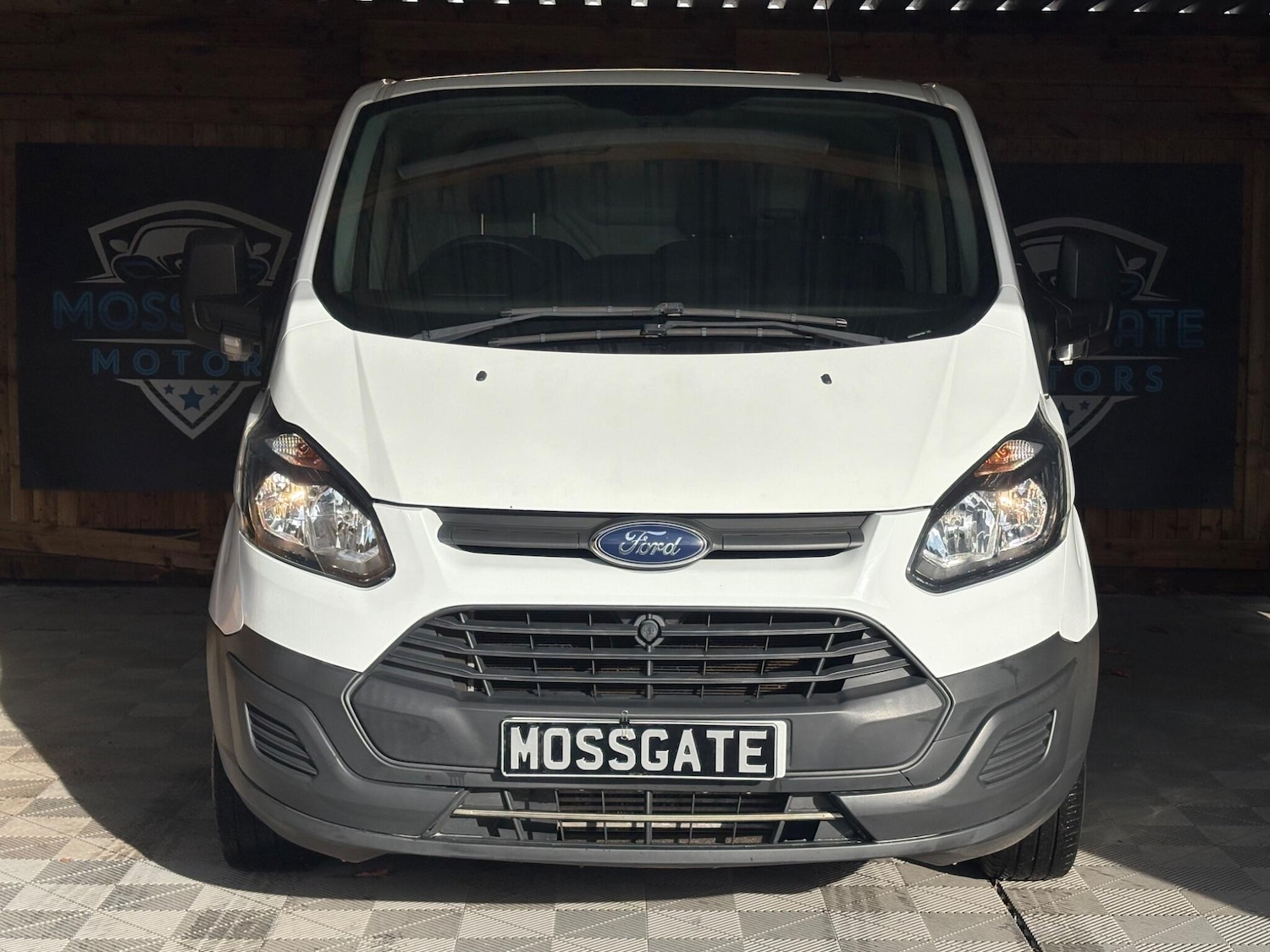 Used Ford Transit Custom 2017 for sale - 76499605: Photo 4