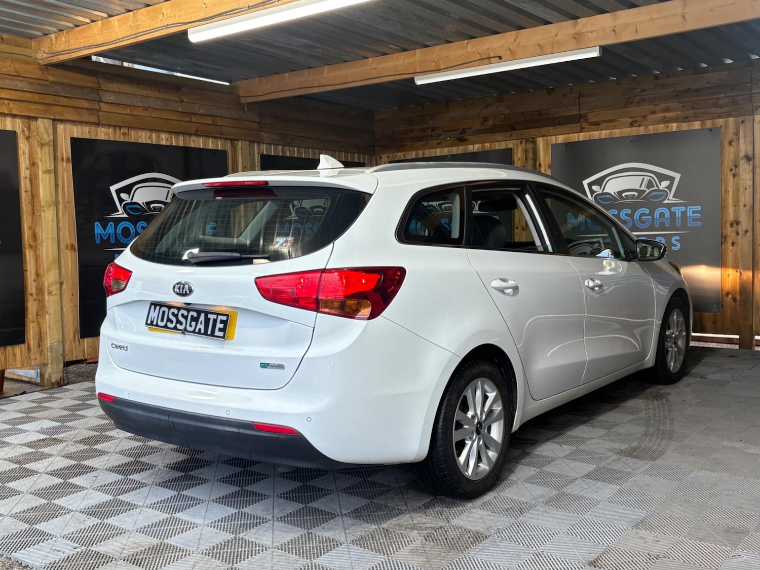 Used Kia Ceed 2017 for sale - 77119729: Photo 10