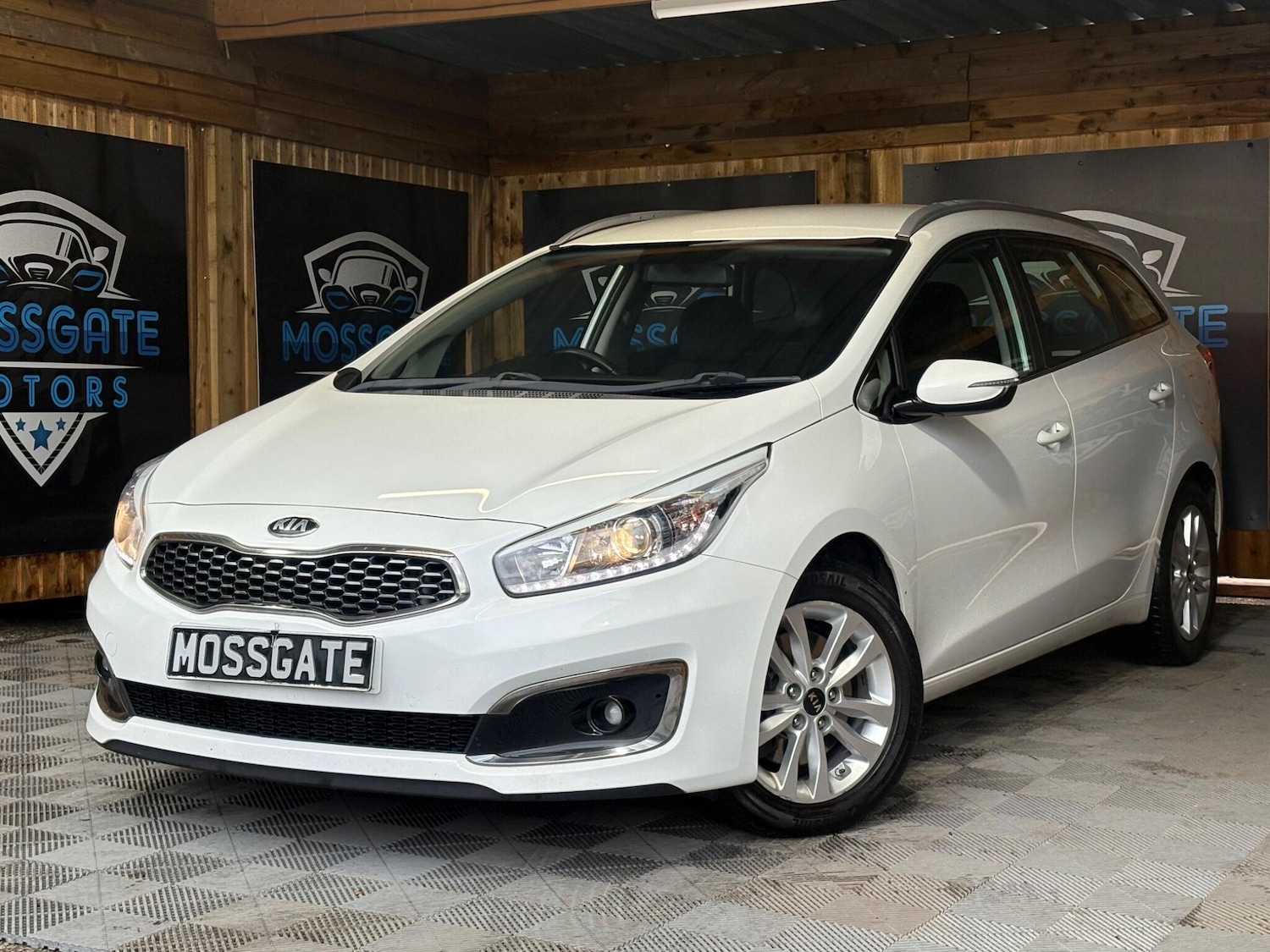 Used Kia Ceed 2017 for sale - 77119729: Photo 5