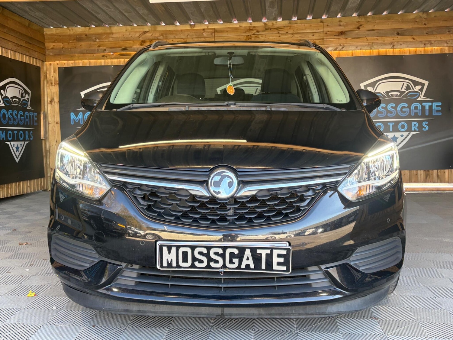 Used Vauxhall Zafira Tourer for sale - 77783912: Photo 4