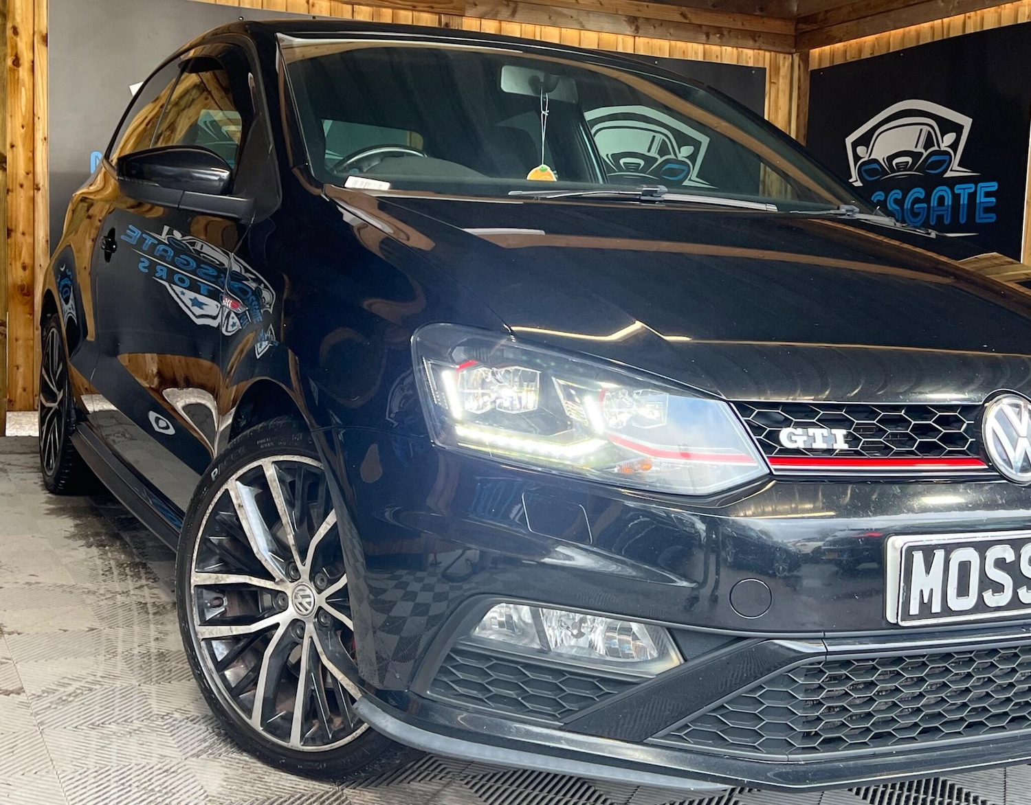 Used Volkswagen Polo for sale - 77671480: Photo 2