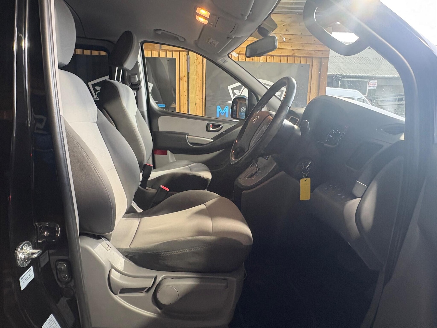 Used Hyundai i800 2018 for sale - 78034025: Photo 10