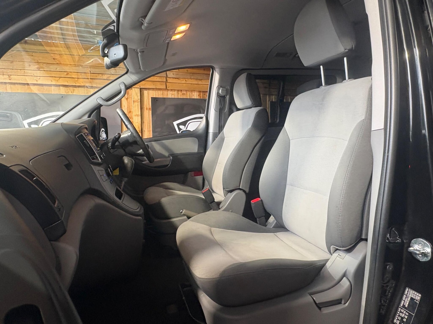 Used Hyundai i800 2018 for sale - 78034025: Photo 26