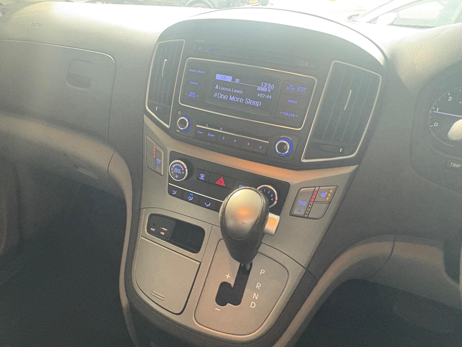 Used Hyundai i800 2018 for sale - 78034025: Photo 29